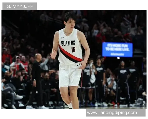 李春江支招杨瀚森打勇士：注意外线补防 积极卡位抢板&进攻端拼命干